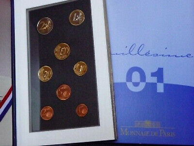 coffret BE France 8 pieces dans le coffret 2001